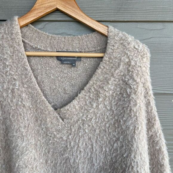 Anthropologie v neck plush pullover sweater - Picture 4 of 8